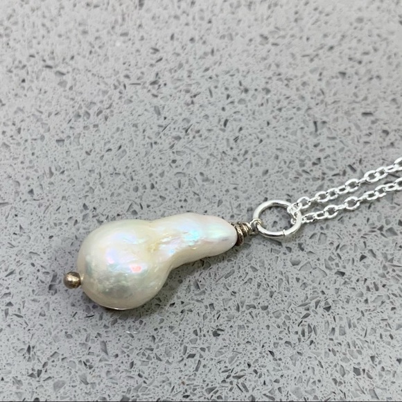 Genuine Baroque Pearl Necklace - Picture 4 of 8